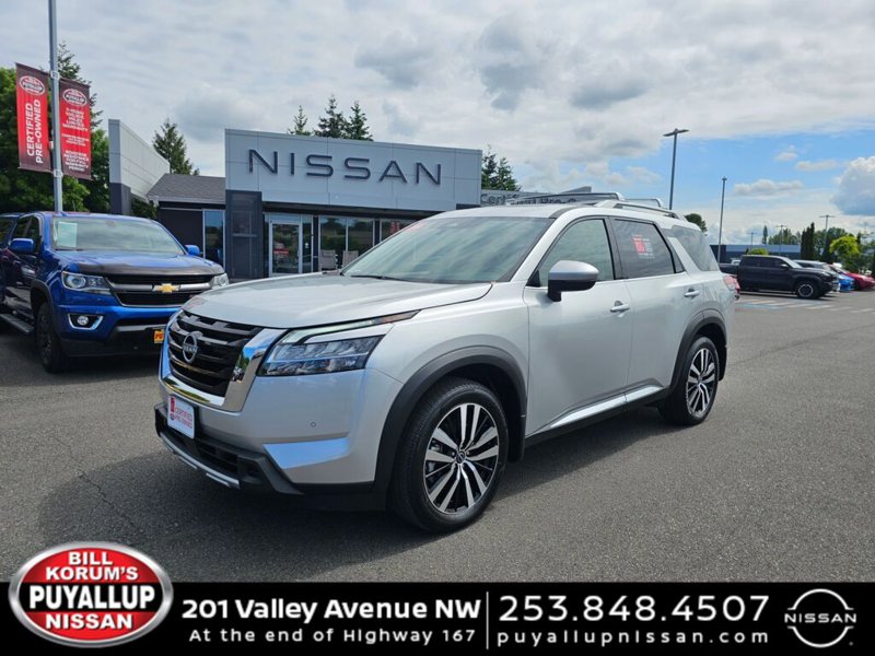 Certified 2024 Nissan Pathfinder Platinum image 1