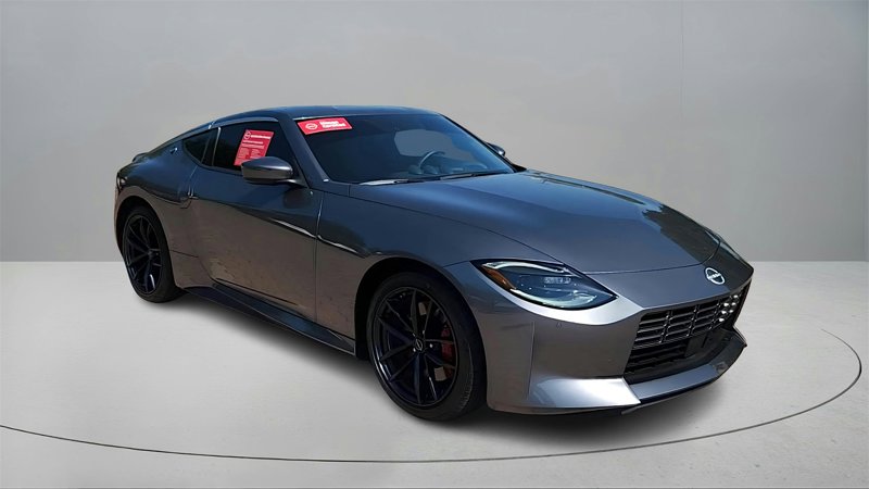 Certified 2025 Nissan Z Performance w/ Floor Mat Package image 1