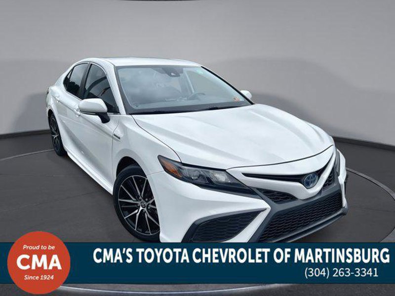 Certified 2021 Toyota Camry SE image 1