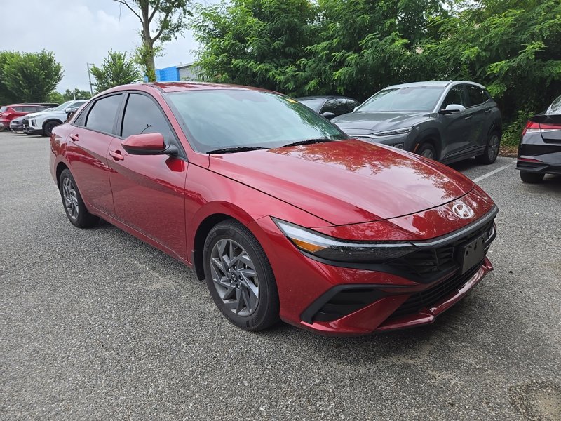 Certified 2024 Hyundai Elantra SEL image 1