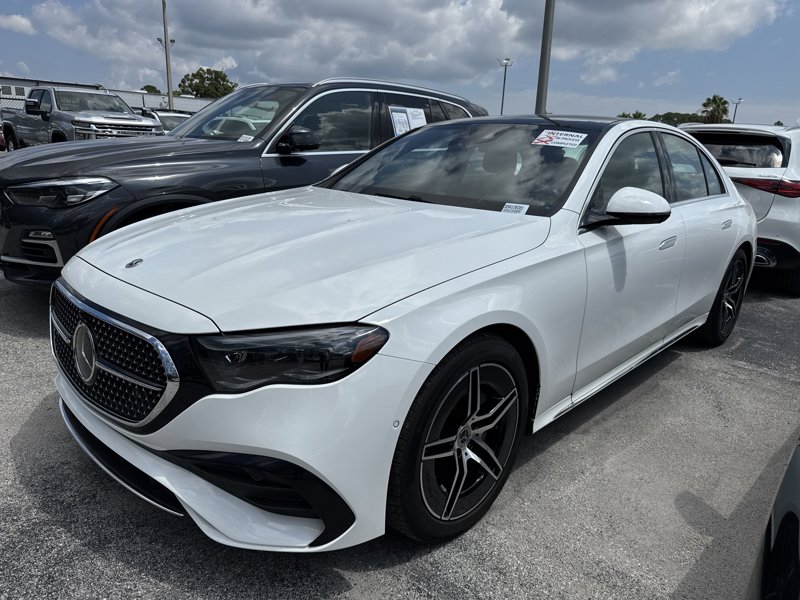 Certified 2025 Mercedes-Benz E 350 4MATIC Sedan image 1