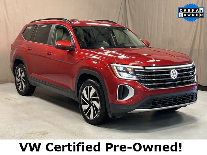 Certified 2024 Volkswagen Atlas SE image 1
