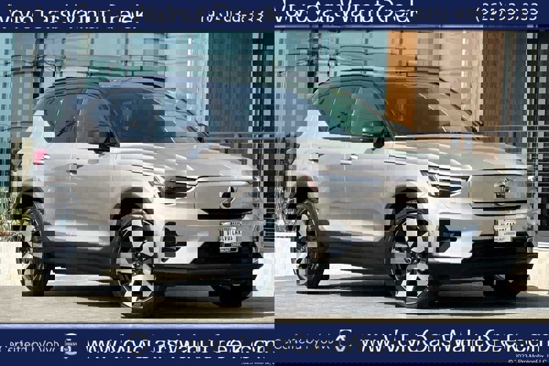 Certified 2023 Volvo XC40 Recharge Ultimate w/ Protection Package Premier image 1