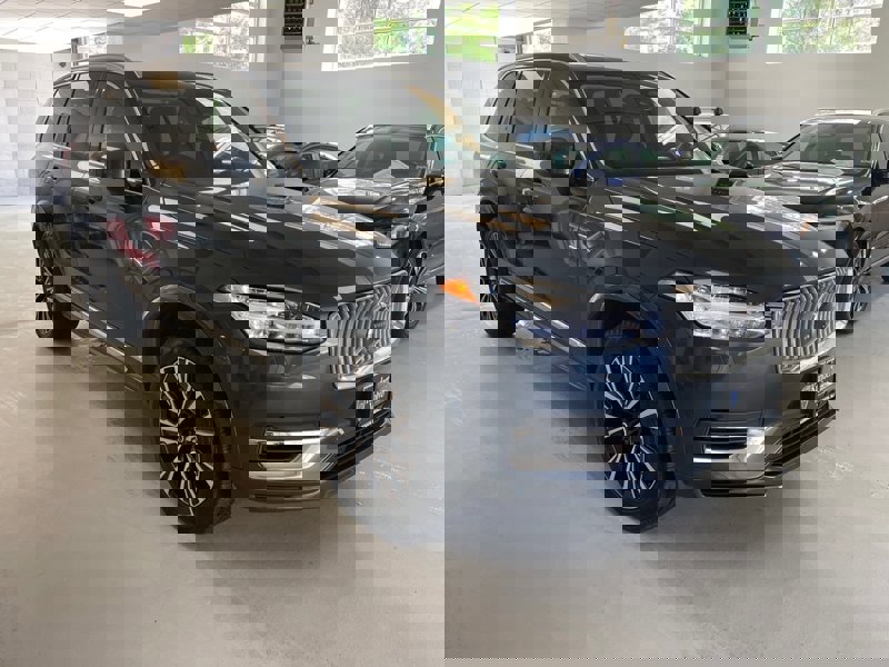 Certified 2023 Volvo XC90 T8 Plus image 1