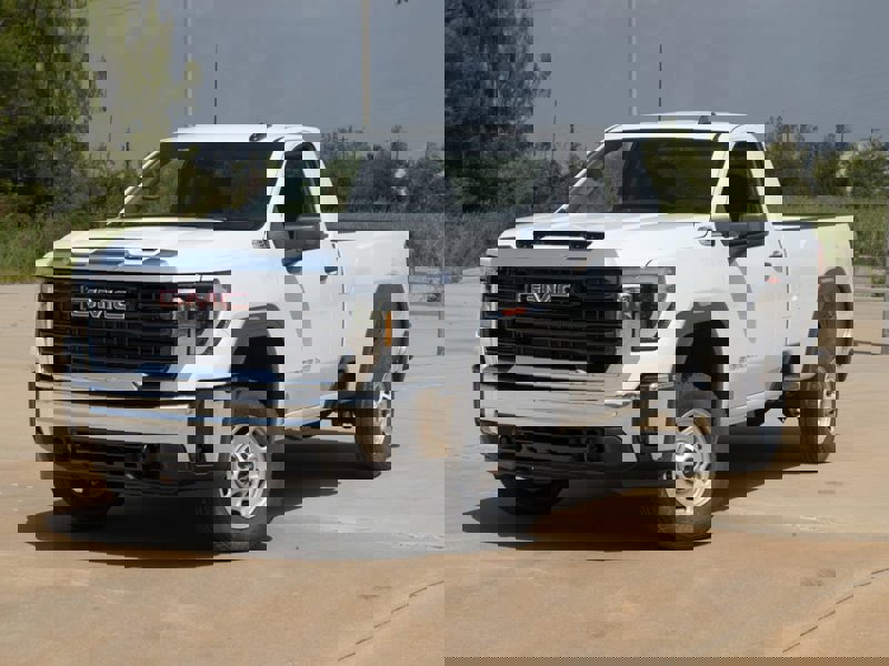 New 2025 GMC Sierra 2500 SLE image 1