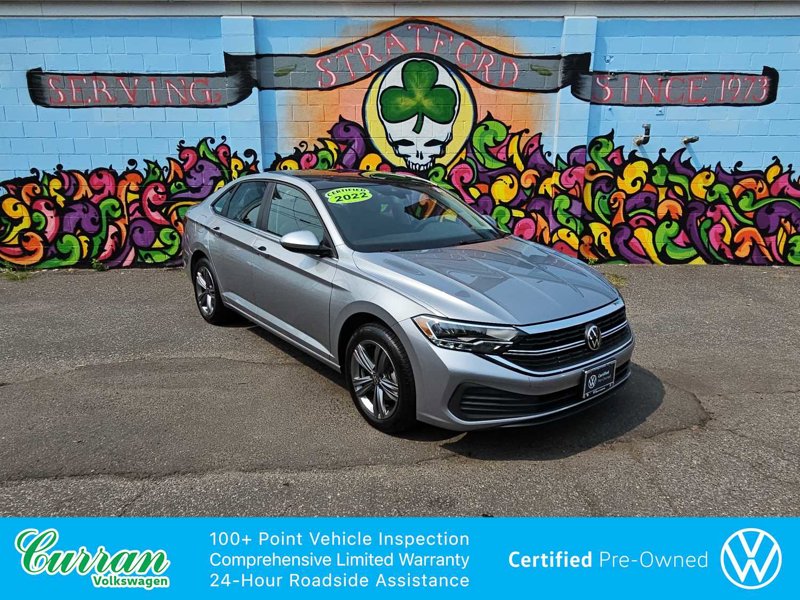 Certified 2022 Volkswagen Jetta SE w/ Panoramic Sunroof Package image 1
