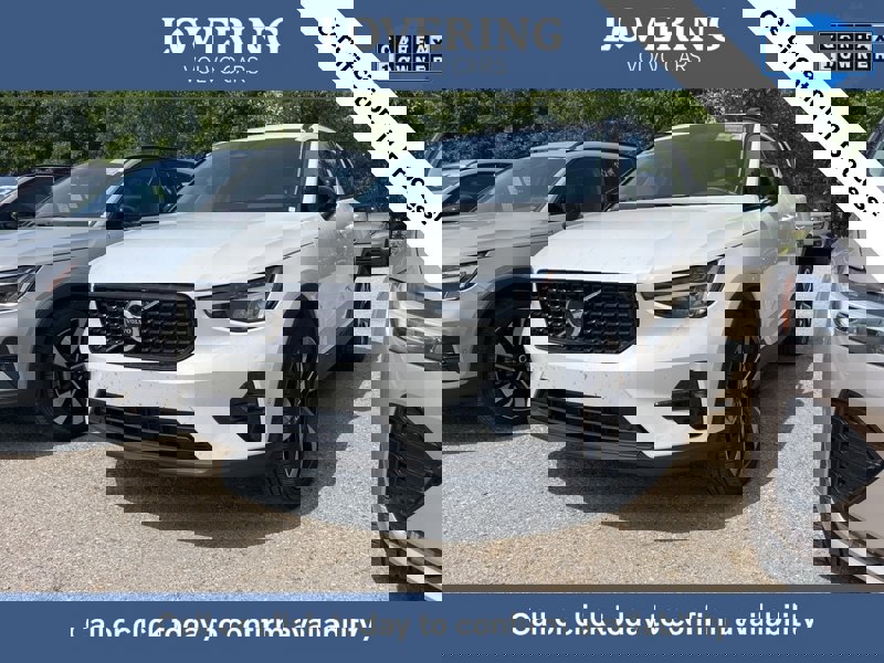 Certified 2025 Volvo XC40 B5 Plus image 1