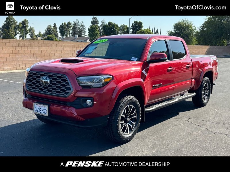 Certified 2023 Toyota Tacoma TRD Sport image 1