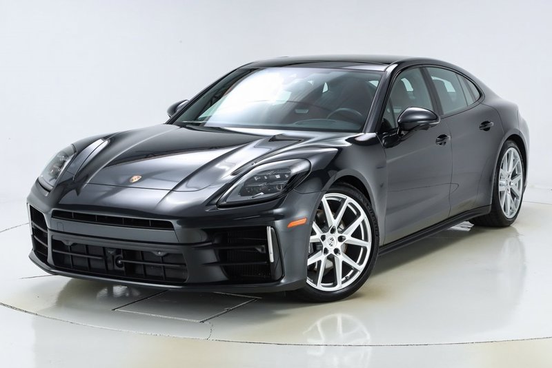 Certified 2024 Porsche Panamera 4 image 1