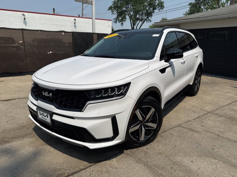 Certified 2022 Kia Sorento S w/ Panoramic Sunroof Package image 1