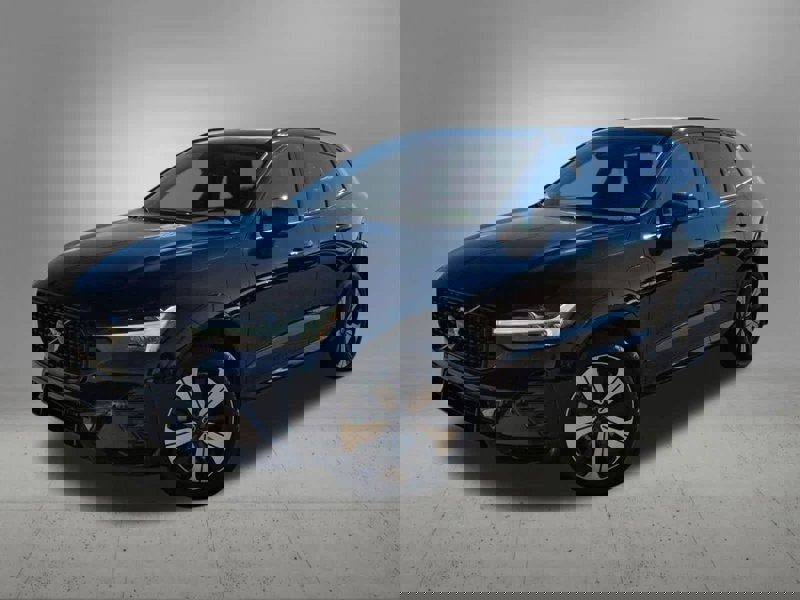 Certified 2025 Volvo XC60 T8 Core w/ Protection Package Premier image 1