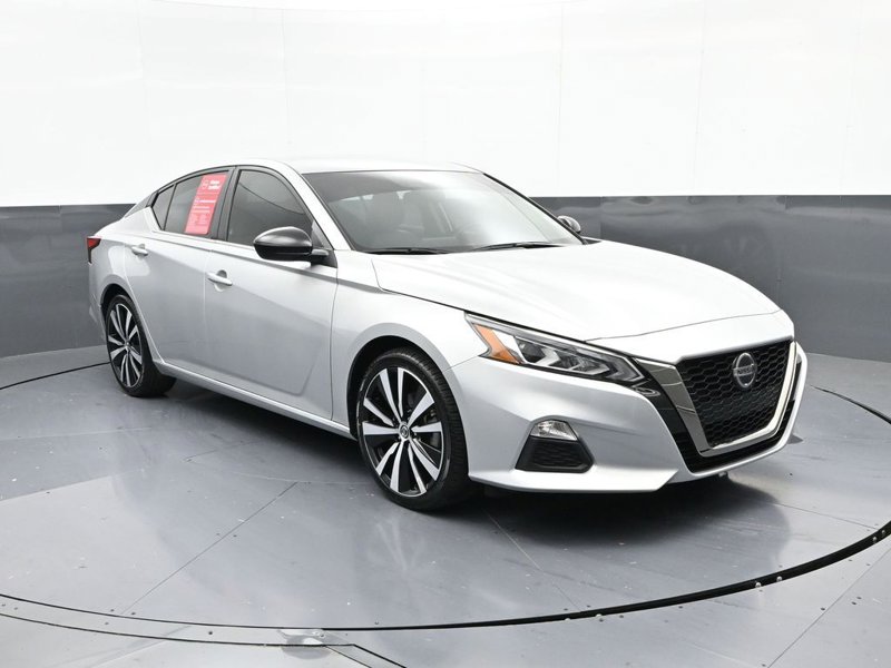 Certified 2022 Nissan Altima 2.5 SR image 1