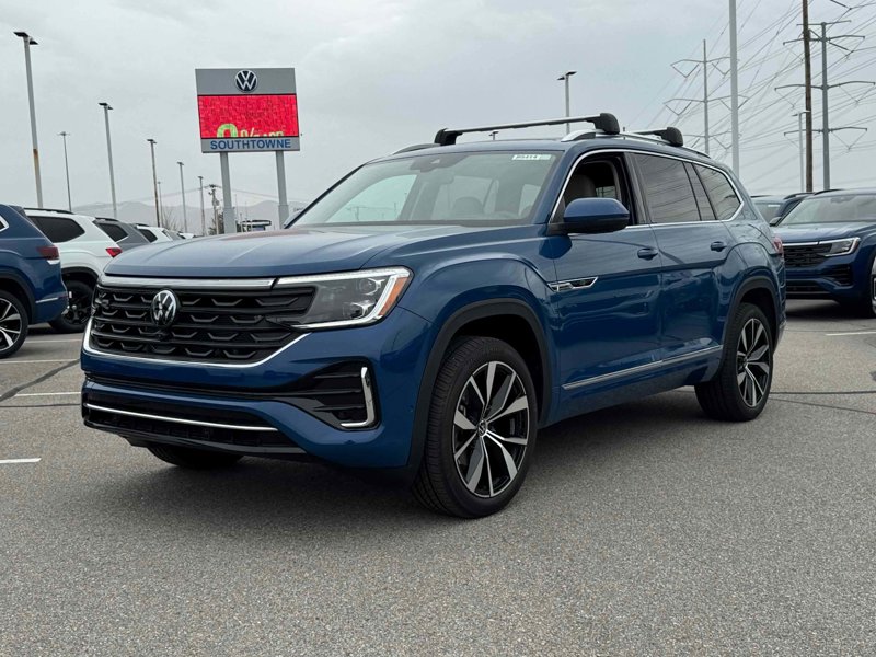 New 2025 Volkswagen Atlas SEL Premium R-Line image 1