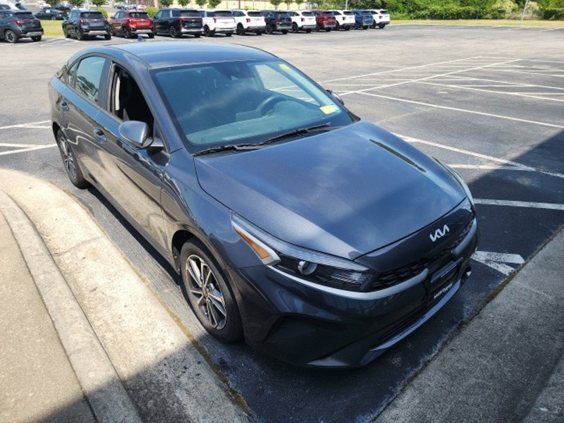 Certified 2022 Kia Forte LXS w/ LXS Technology Package image 1