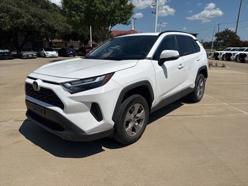 Certified 2022 Toyota RAV4 XLE image 1