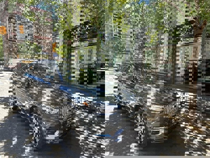 Certified 2022 Volvo XC90 T6 Inscription w/ Climate Package image 1