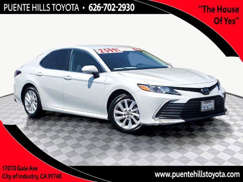 Certified 2024 Toyota Camry LE image 1