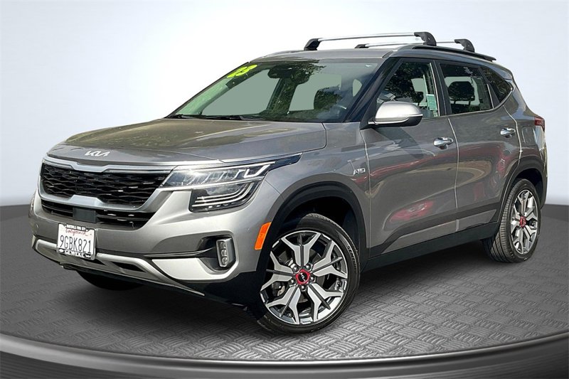 Certified 2023 Kia Seltos SX w/ SX Sunroof Package image 1