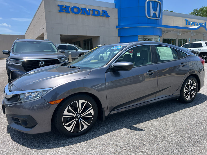 Certified 2018 Honda Civic EX-T image 1