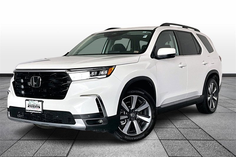 Certified 2025 Honda Pilot Touring image 1