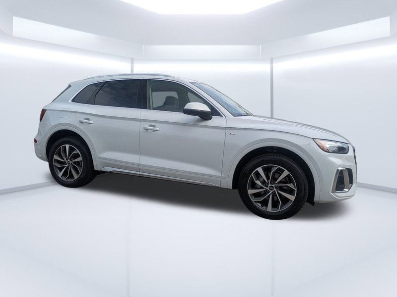 Certified 2024 Audi Q5 2.0T Premium Plus w/ Premium Plus Package image 1