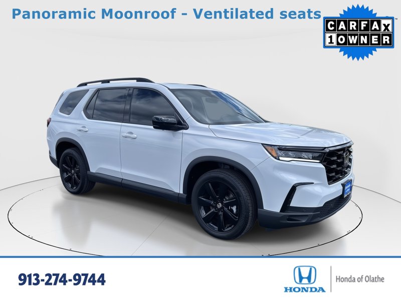 Certified 2025 Honda Pilot Black Edition image 1