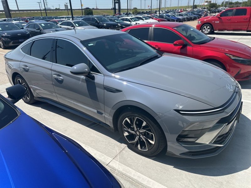 Certified 2024 Hyundai Sonata SEL image 1