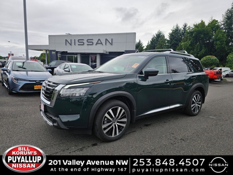 Certified 2024 Nissan Pathfinder Platinum w/ Cargo Package image 1