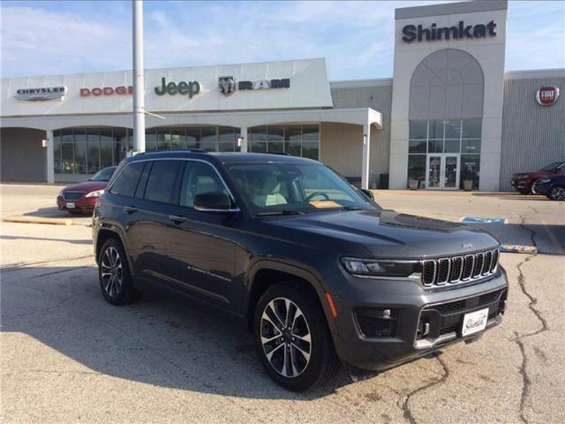 Certified 2022 Jeep Grand Cherokee Overland w/ Luxury Tech Group IV image 1