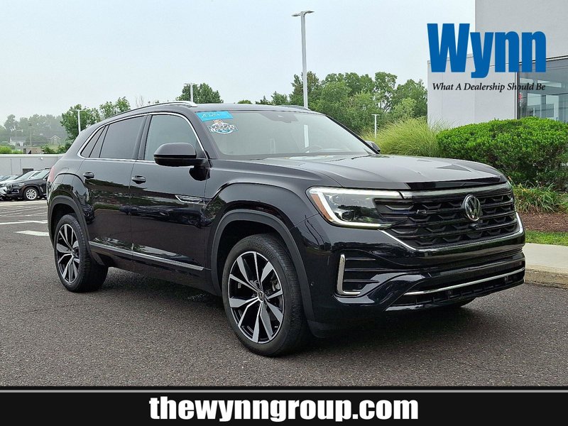 Certified 2024 Volkswagen Atlas Cross Sport SEL Premium R-Line image 1