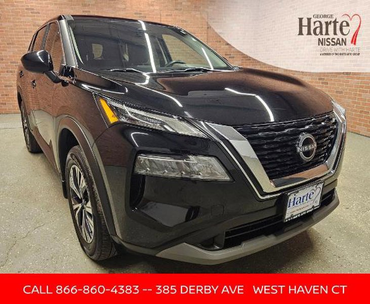 Certified 2023 Nissan Rogue SV image 1