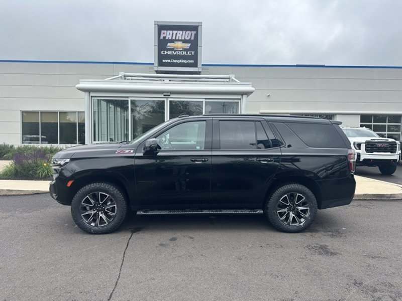 Certified 2022 Chevrolet Tahoe Z71 w/ Luxury Package image 1