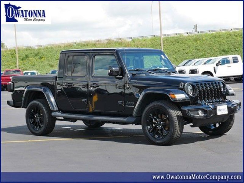 Certified 2023 Jeep Gladiator Overland image 1