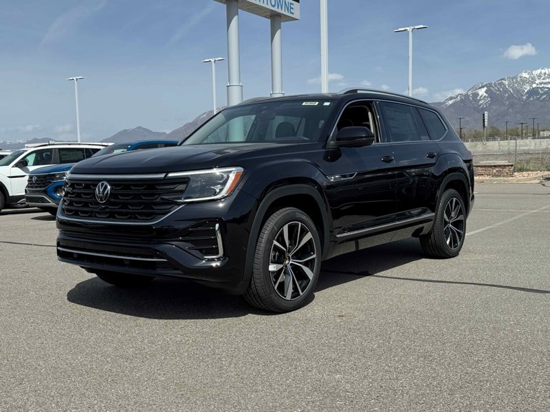 New 2025 Volkswagen Atlas SEL Premium R-Line image 1