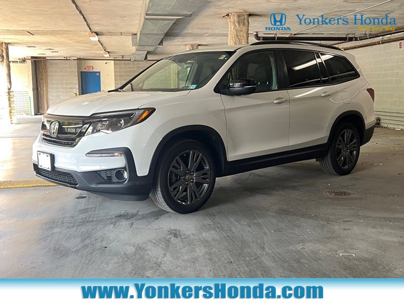 Certified 2022 Honda Pilot Sport image 1