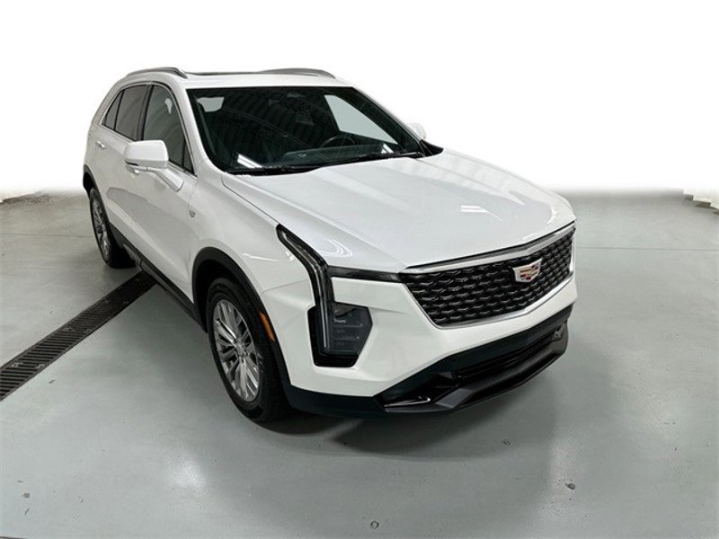 Certified 2024 Cadillac XT4 Premium Luxury w/ Cold Weather Package image 1