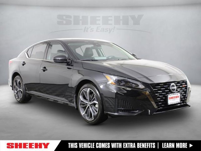 Certified 2024 Nissan Altima 2.5 SR w/ SR Premium Package image 1