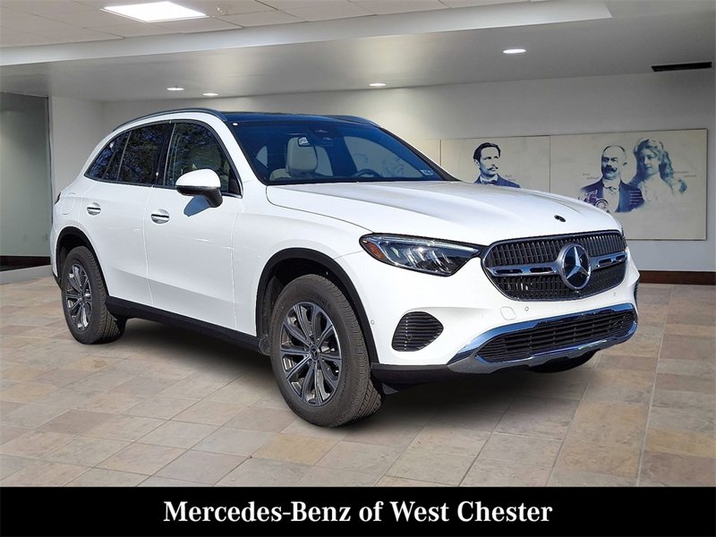 Certified 2025 Mercedes-Benz GLC 300 4MATIC image 1