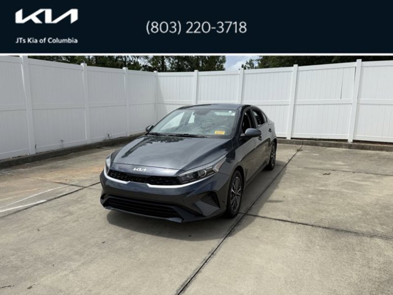 Certified 2022 Kia Forte LXS image 1