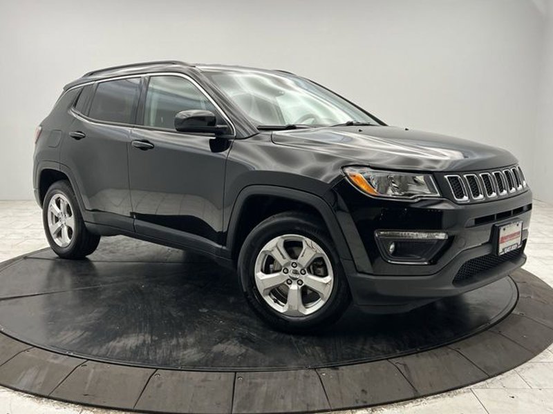 Certified 2020 Jeep Compass Latitude w/ Cold Weather Group image 1