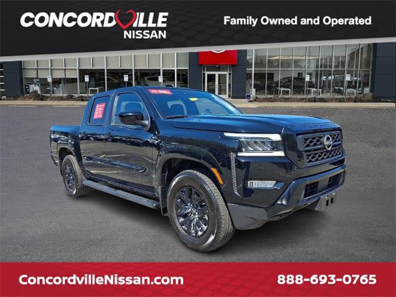 Certified 2023 Nissan Frontier SV w/ Midnight Edition Package image 1
