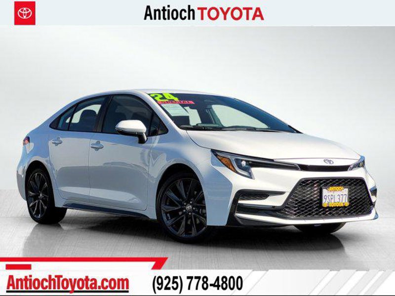 Certified 2024 Toyota Corolla SE image 1