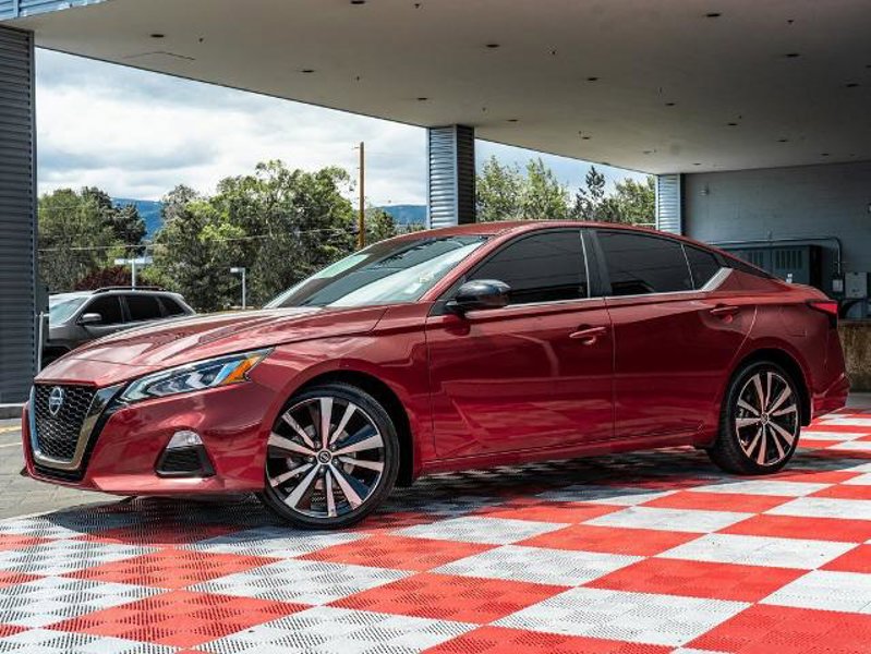 Certified 2020 Nissan Altima 2.5 SR image 1