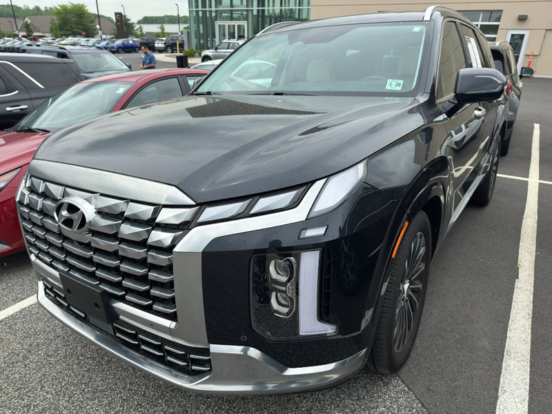 Certified 2024 Hyundai Palisade Calligraphy image 1