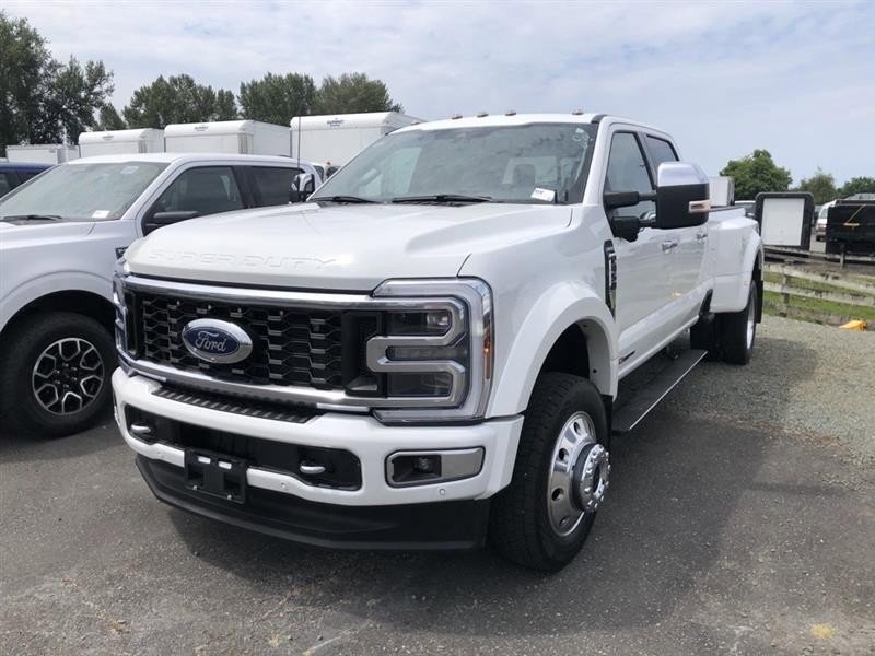 Used 2024 Ford F450 4x4 Crew Cab Super Duty image 1