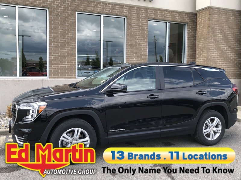 Certified 2024 GMC Terrain SLE image 1