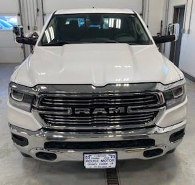 Certified 2019 RAM 1500 Laramie image 1