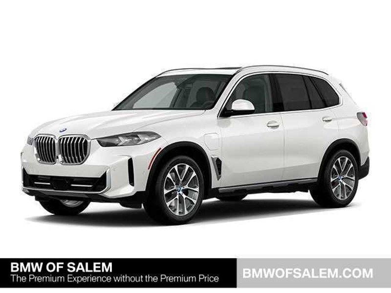 New 2026 BMW X5 xDrive50e w/ Parking Assistance Package image 1
