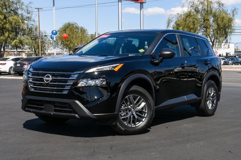 Certified 2025 Nissan Rogue S image 1