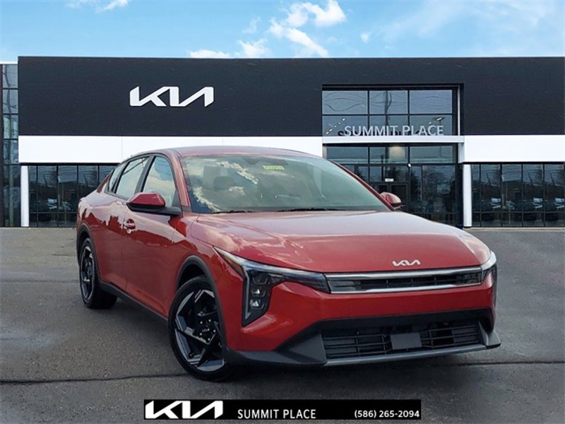 Certified 2025 Kia K4 EX image 1